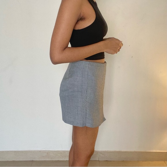 Dorothy Perkins mini skirt with shorts, skort in grey black and white. - Picture 4 of 6